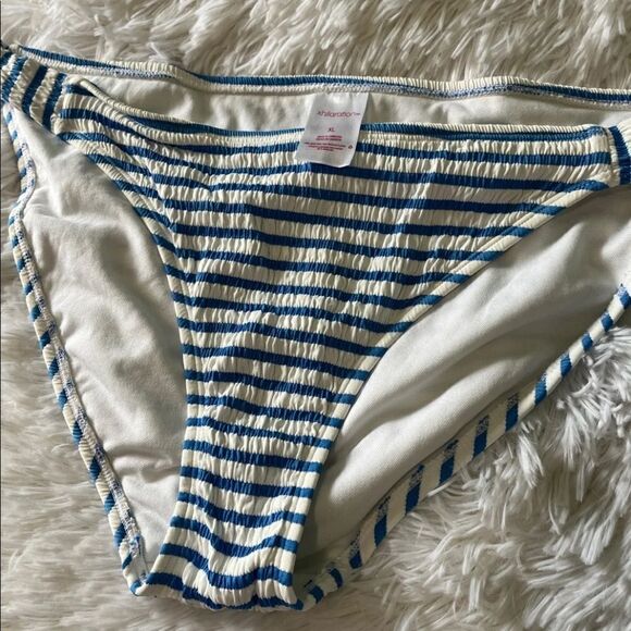 [xhilaration] stripe bikini bottoms - Picture 2 of 2